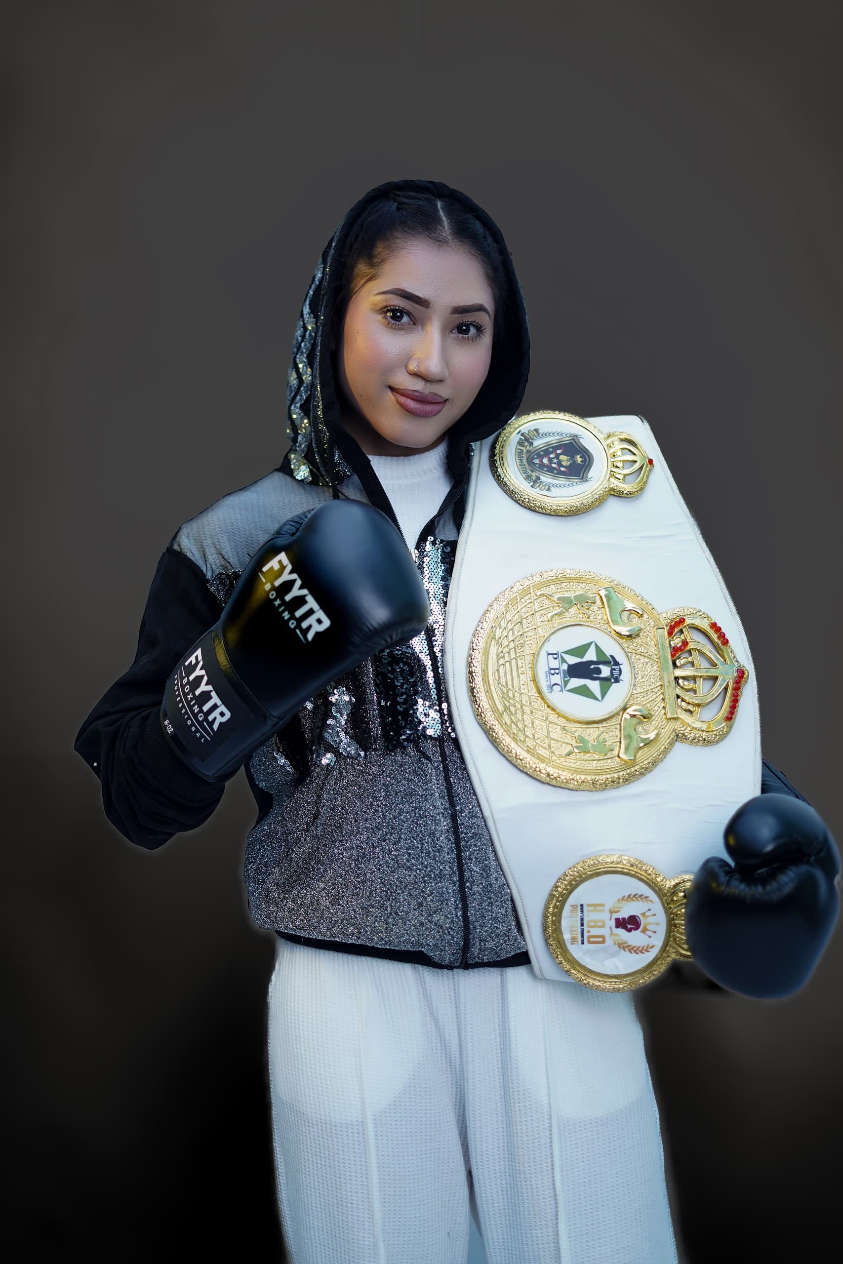 Abida Batool, Professional Boxing